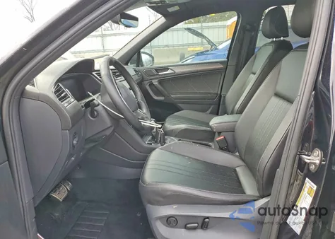 2022 Volkswagen Tiguan Se R-Line Black z USA, uszkodzony, nr VIN 3VVCB7AX7NM040075